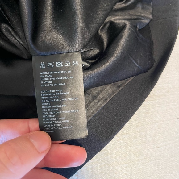 Women’s Bardot Joelle dress - Picture 7 of 8